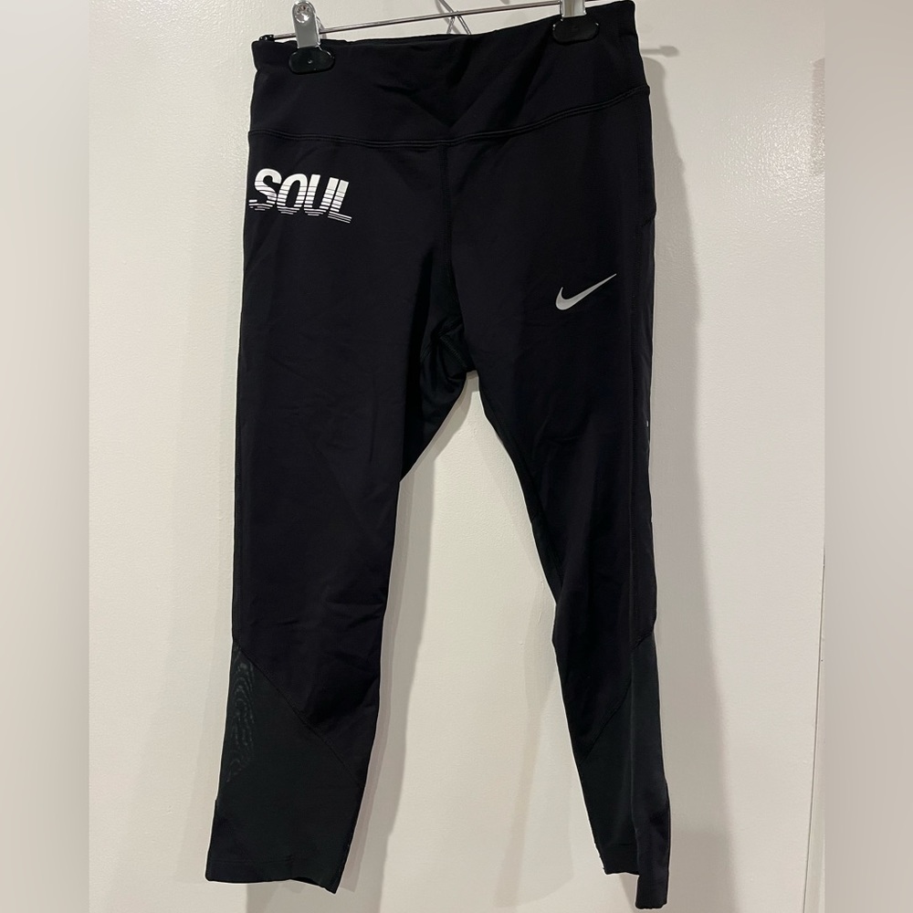 Nike Drifit Soul Cycle Capri Leggings Size Small